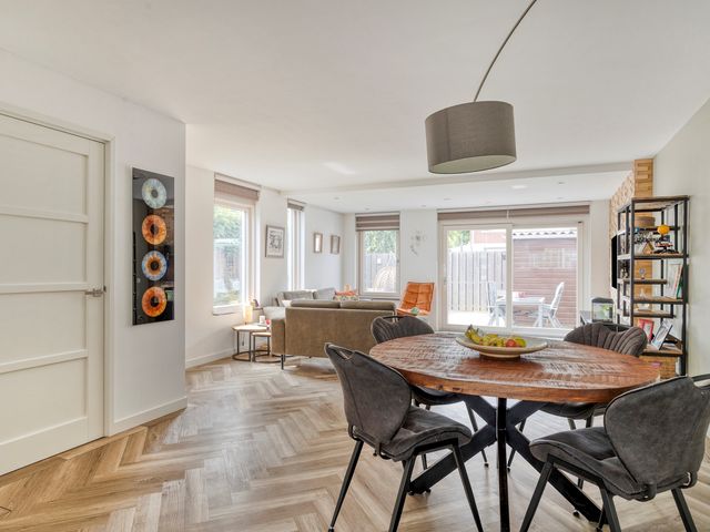 Jan Steenlaan 4F, Voorschoten