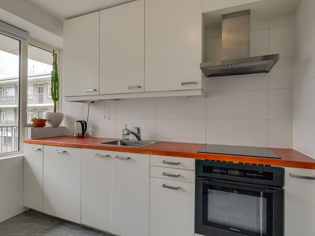 Walenburg 7, Den Haag