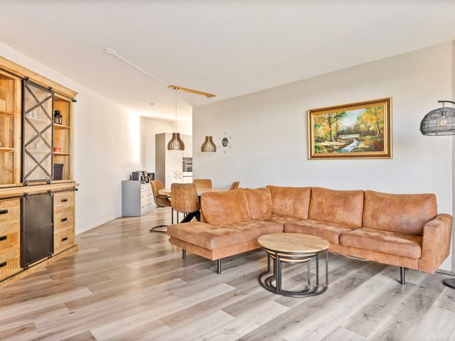 Middelzand 5806, Julianadorp
