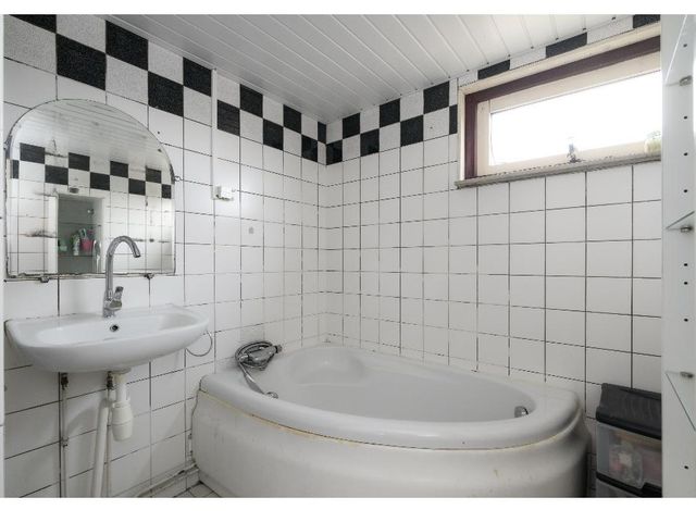 Erik Satiestraat 12, Almere