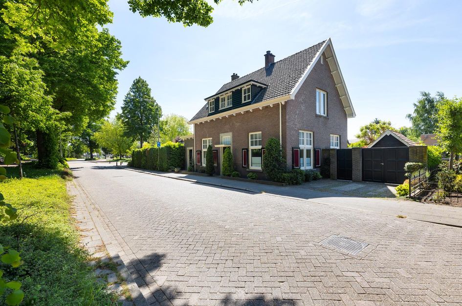 Stationsstraat 2