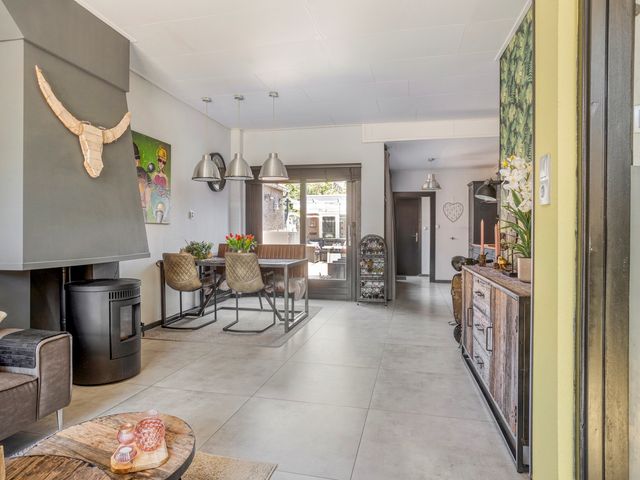 Maxburgh 5, Roosendaal