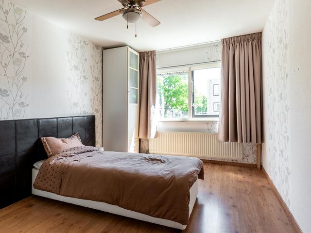 Okapistraat 1, Almere
