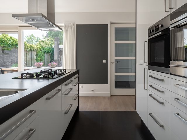Klompenmaker 96, Oldenzaal