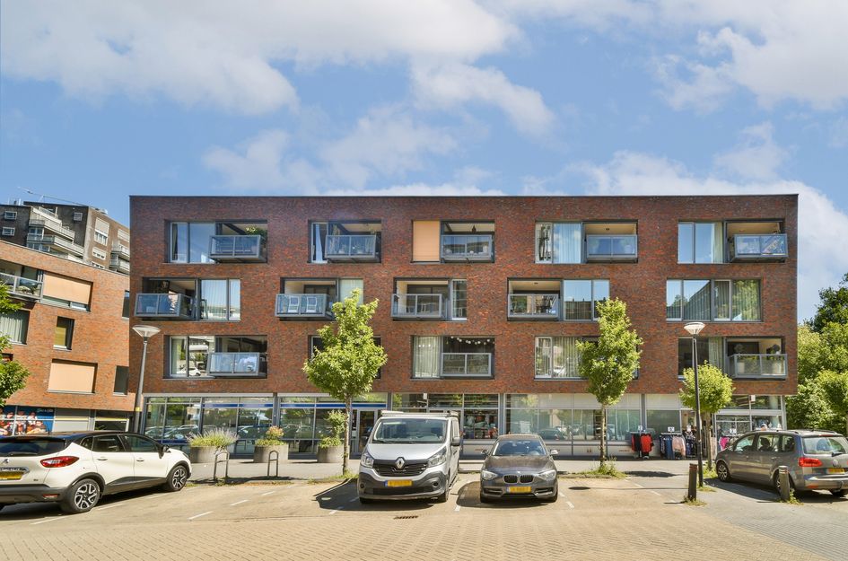 Van Diepeningenlaan 38