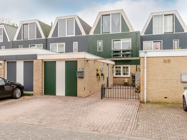Archipel 45 45, Lelystad