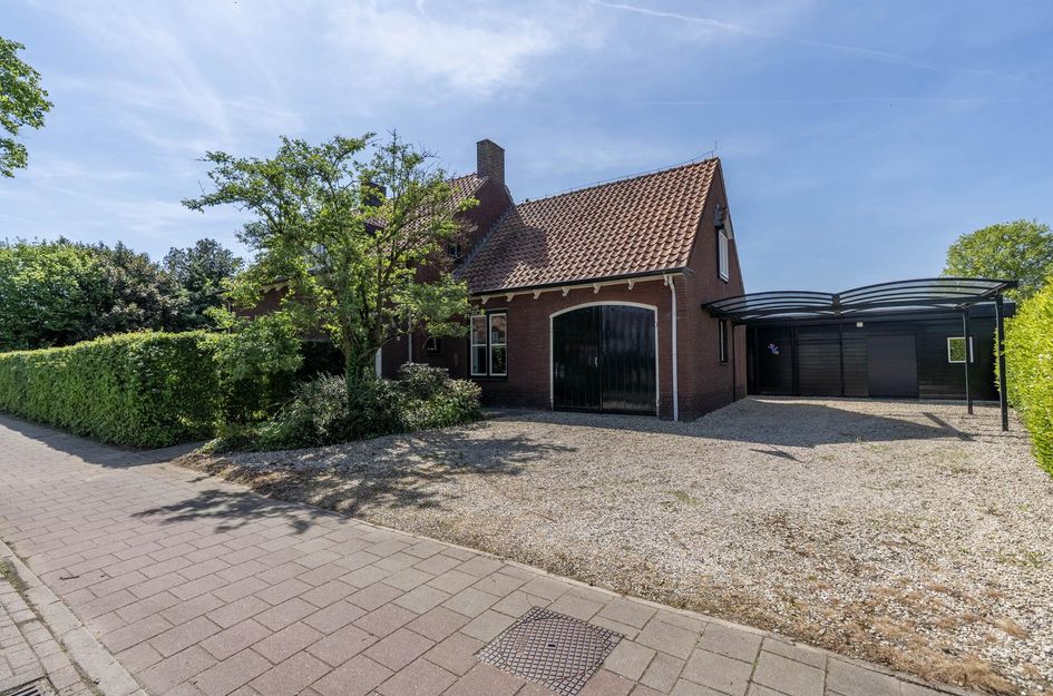Grotestraat 104