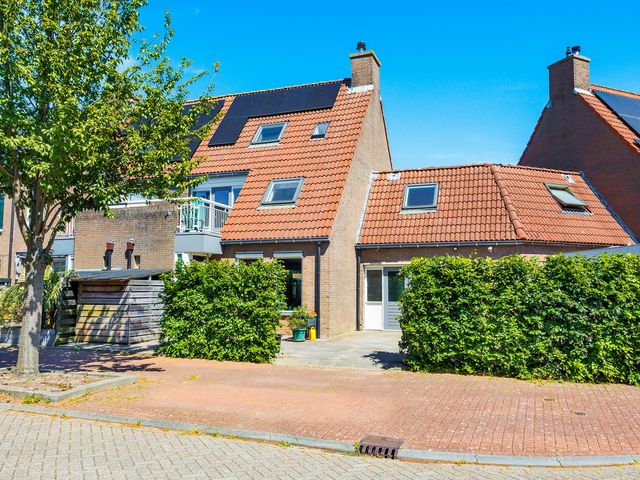 De Veste 13 19, Lelystad