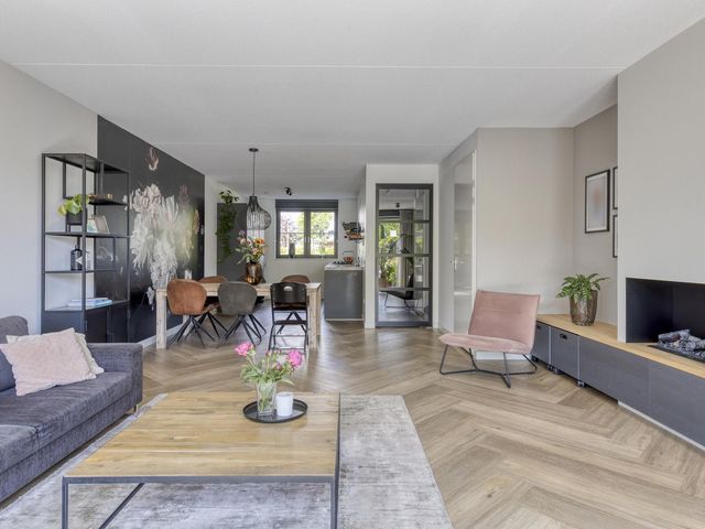 Graan voor Visch 55, Waddinxveen