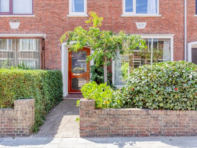 Huisduinenstraat 19, Den Haag