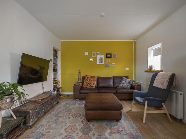 J.C. Bellisstraat 1, Petten