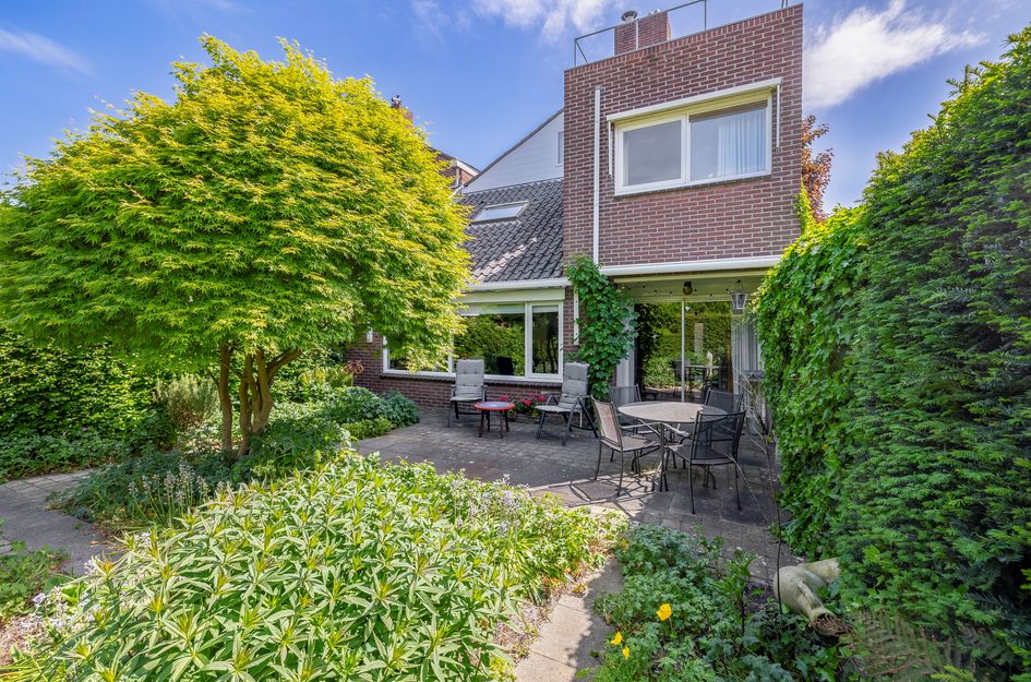 Heuvelhof 12