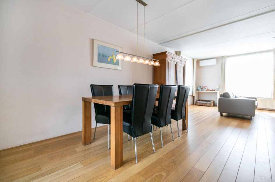 Carolinenstraat 20