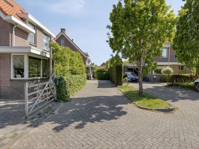 Boomwei 16, Burgh-Haamstede