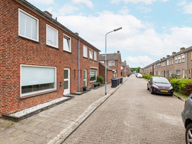 Prins Hendrikstraat 17, Oost-Souburg