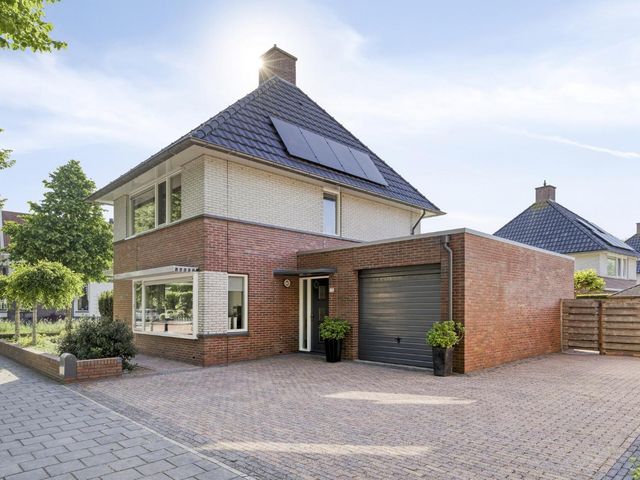 Burgemeester van Engelenweg 115, IJsselmuiden
