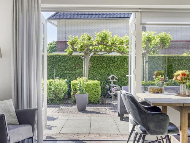 Burgemeester van Engelenweg 115, IJsselmuiden