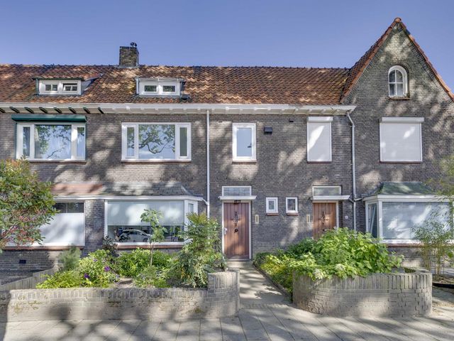 Mauritslaan 48, Geleen