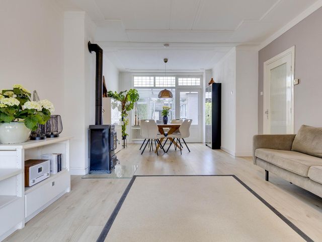 Mauritslaan 48, Geleen