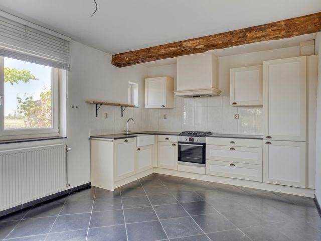 Visserweert 39a, Roosteren