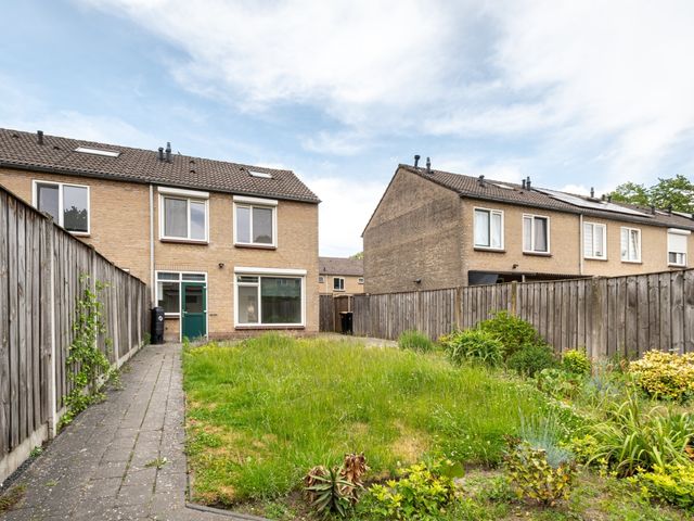 Couperusstraat 9, Goor