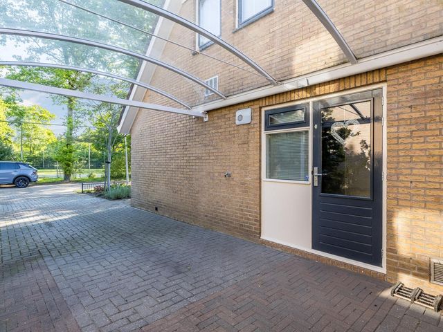 Schoolakkers 15, Echten