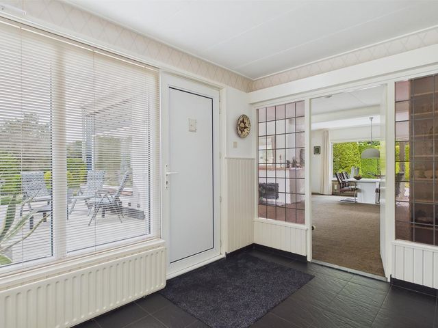 Zuidsingel 32, Axel