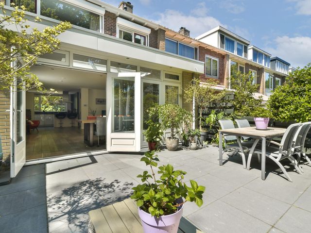 Erasmuslaan 15, Amstelveen