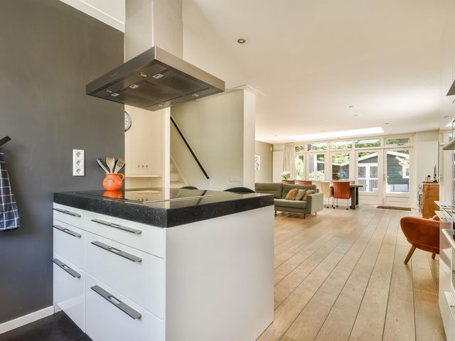 Erasmuslaan 15, Amstelveen