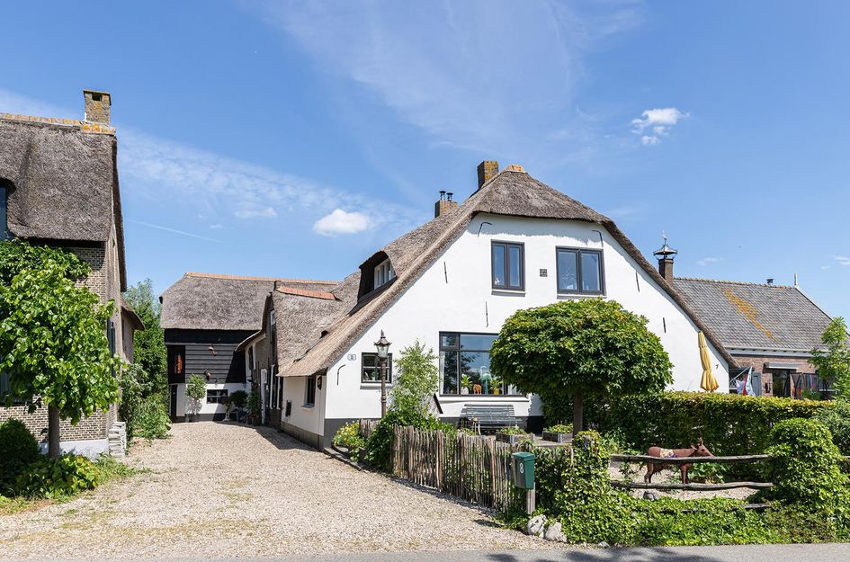 Westeinde 8