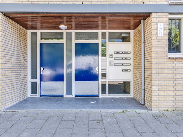 Rossinistraat 37, Schiedam