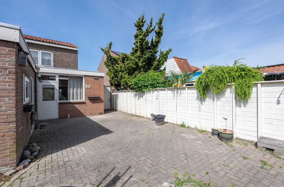 Steneweg 51