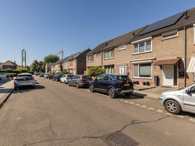 Hubertusstraat 6, Brunssum