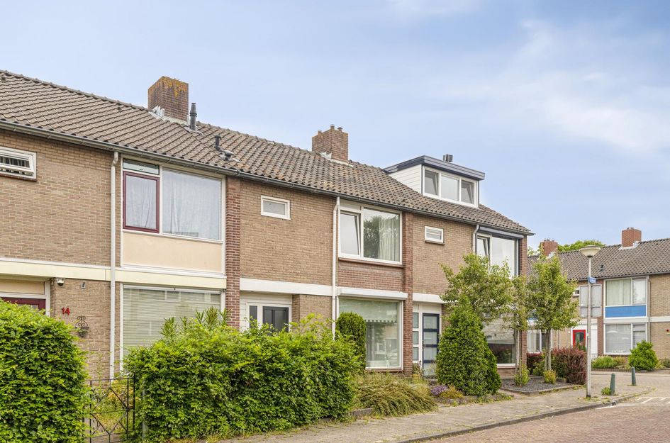 Loofhout 12