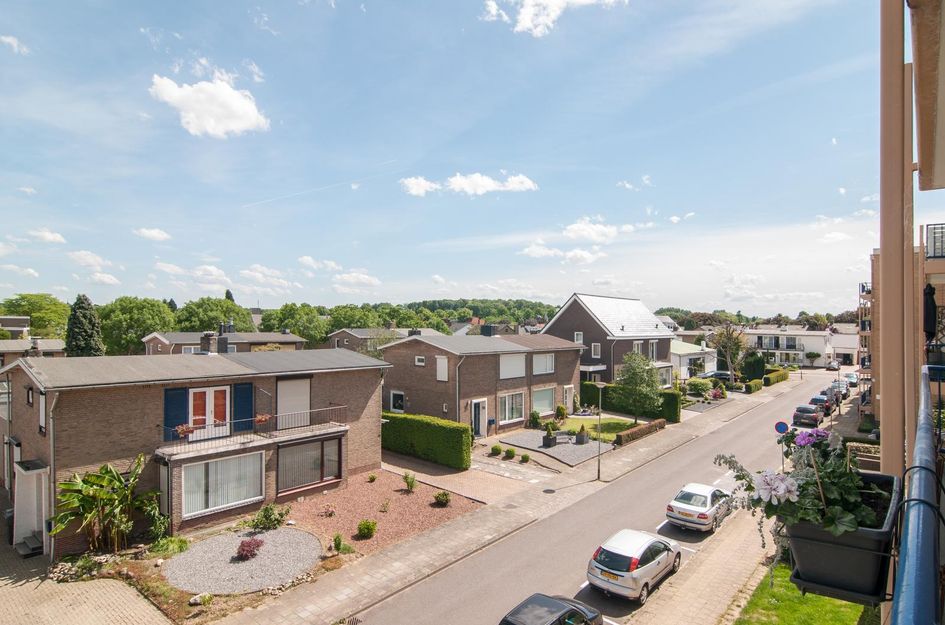 Margrietstraat 85