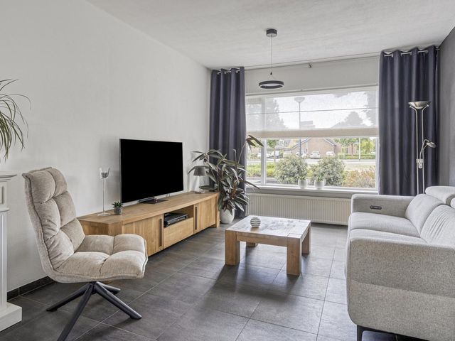 Bizetstraat 2, Waalwijk