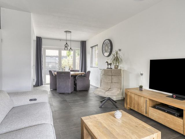 Bizetstraat 2, Waalwijk