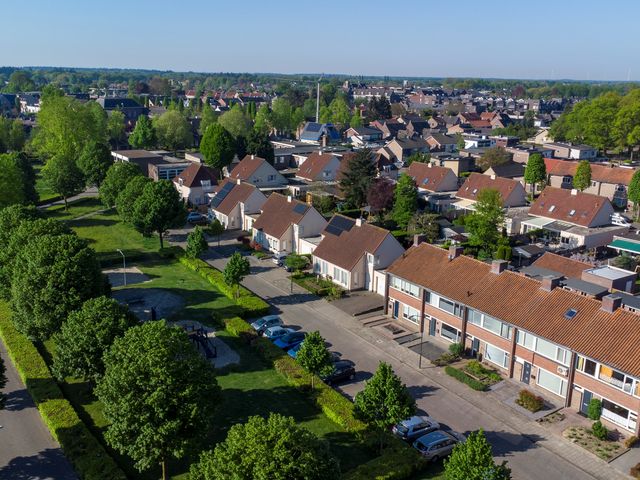 Julianaplein 24, Bladel