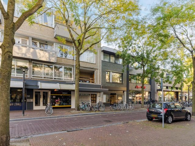 Burgwal 106, Oss