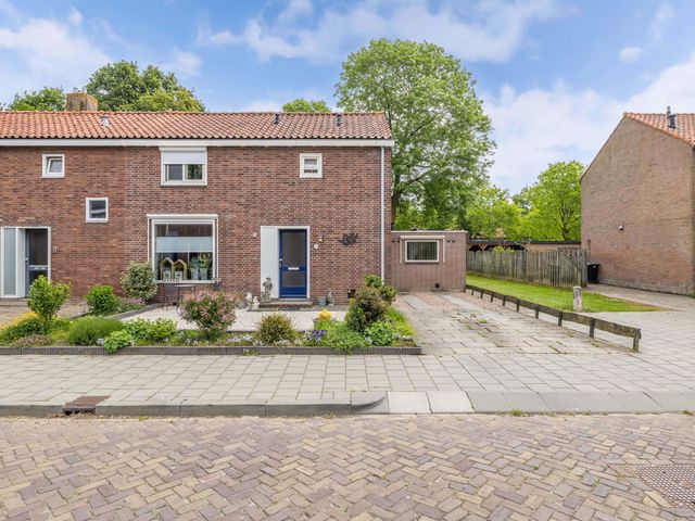 Sportweg 11, Rutten