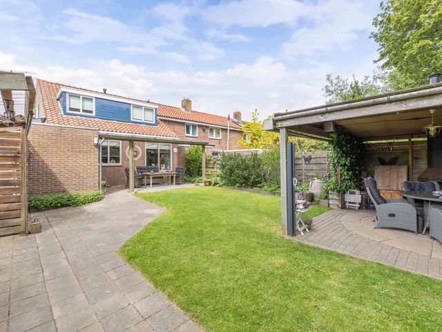 Sportweg 11, Rutten