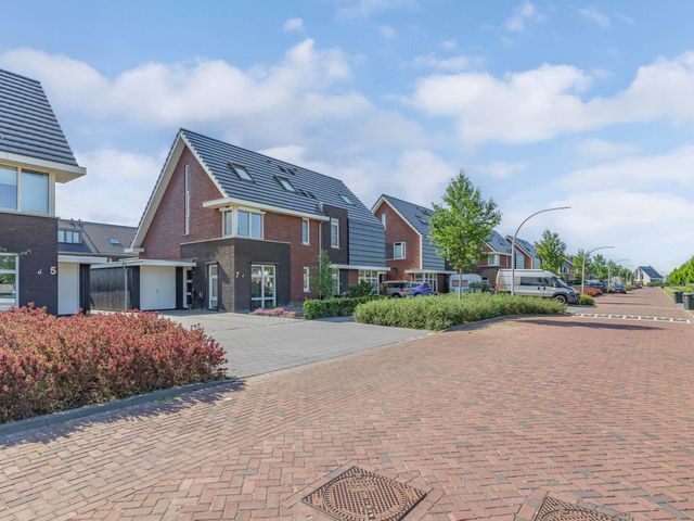 Albert Wiggerssingel 7, Emmeloord