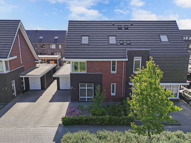 Albert Wiggerssingel 7, Emmeloord