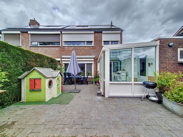 Hoogvogelstraat 8, IJzendijke