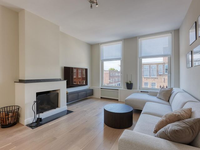Goudenregenstraat 217, 'S-Gravenhage