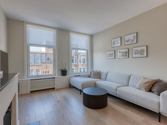 Goudenregenstraat 217, 'S-Gravenhage