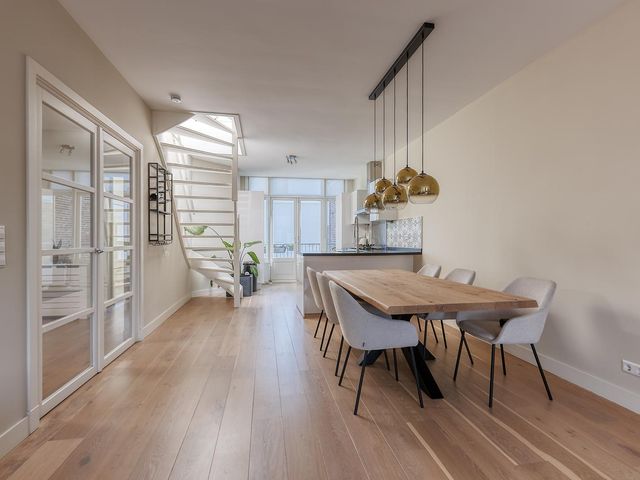 Goudenregenstraat 217, 'S-Gravenhage