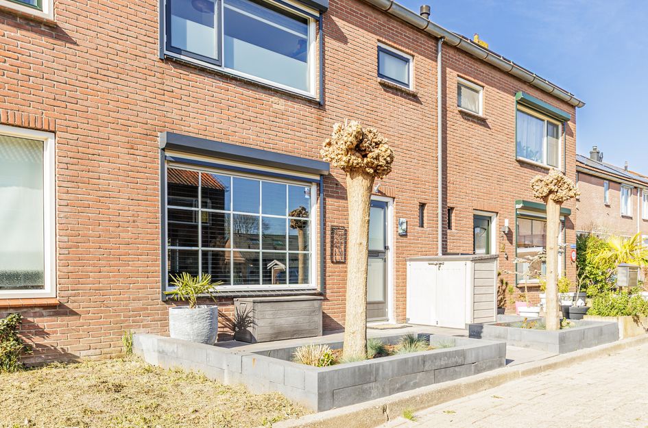 Van Vollenhovenstraat 5
