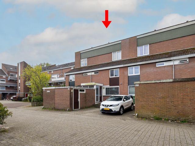 Poolster 128, Hoorn