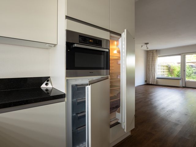 Poolster 128, Hoorn